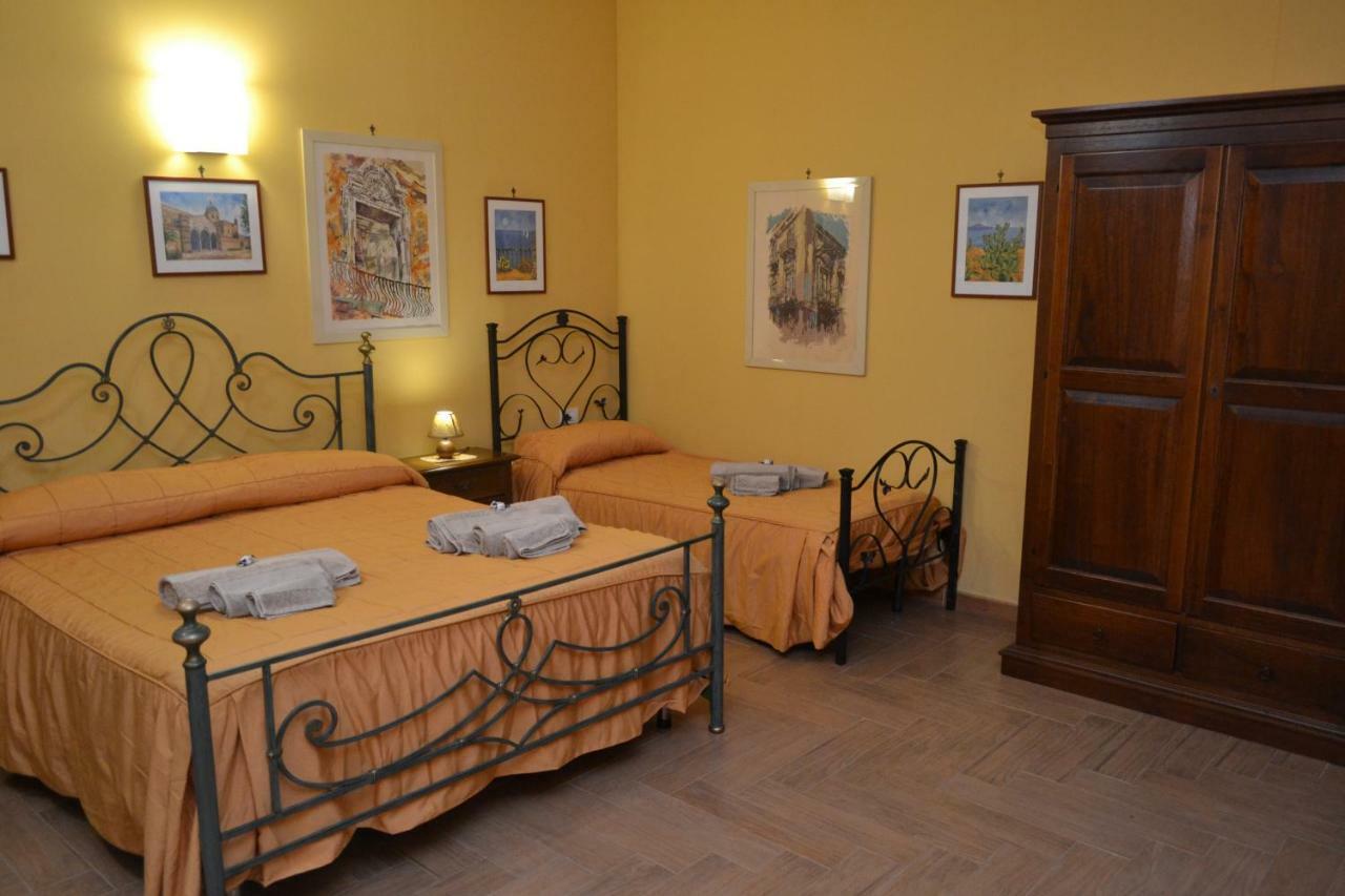 B&B Jolly House Bolognetta Exteriör bild